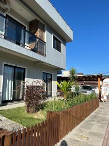 Apartamento na praia Garopaba