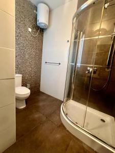 St Julians 3 Bedroom - 10 mins from the sea