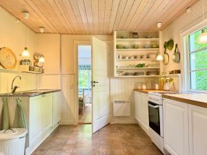 Charming little Swedish cottage in the Big Woods