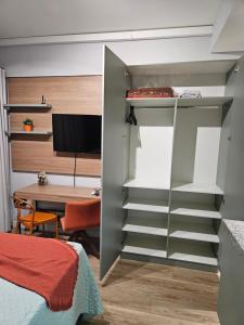 Apê Completo Mariana Metrô EPM