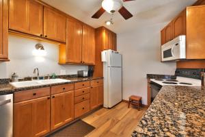 2 br across from Park City Canyons Village Views!