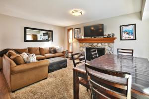 2 br across from Park City Canyons Village Views!