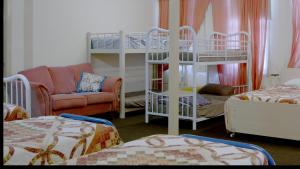 CATALINA Lake-front RETREAT