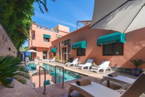 Yanis Guest House