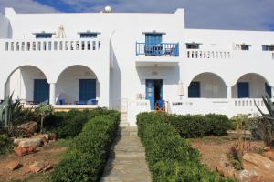 840 07 Antíparos, Greece.