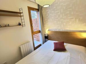 Résidence Hameaux De Val - Appartement accueillant et son parking couvert MAE-5781