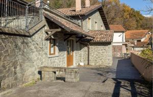 Cozy Home In Comano With Wifi