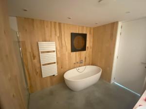 Villas Elegant chalet contemporain - sauna - piscine -10p : photos des chambres