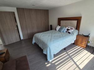 Departamento en Paseos del sol, Zapopan con amplia recamara