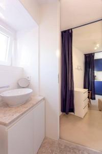 Sao Vicente 5 - Historic Flat in Central Lisbon