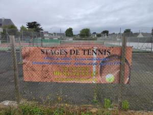 Maisons de vacances Maison 800 m de la plage pour 9 personnes : photos des chambres