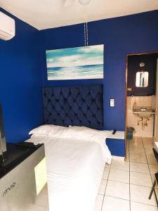 Habitacion 11 independiente con mucha privacidad ,cerca del consulado , CAS , a 200 mts del vado del rio