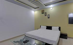 Super Hotel O Sri Krishna Palace