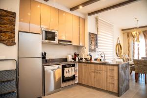 4 Bedrooms, Luxury Villa Makadi Heights