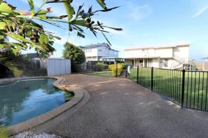 129 Sea Esplanade Burnett Heads