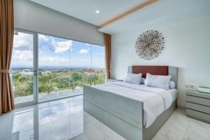 Villa Kinditto - Luxurious 3BR Villa with Stunning Ocean Views and Serenity