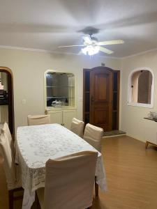 3 suites 3 sacadas 05m da praia Pitangueiras Guarujá