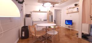 핑크 White Linen House,3br