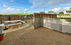 Maisons de vacances Amazing Apartment In Kerlouan With Wifi : photos des chambres