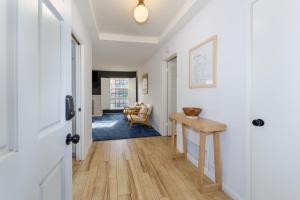 Spacious Family Home 10 minutes from beach