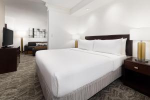 King Suite with Sofa Bed room in SpringHill Suites Fresno