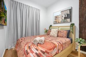 Luxe suite in Darling Harbour with pool, sauna & gym - ICC 300m