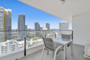 Beach Haven, 25th Floor Beachfront