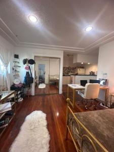 Cozy Studio In West Hollywood