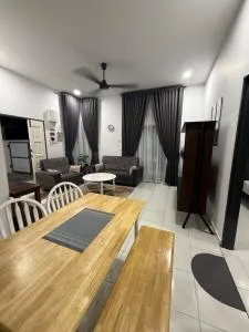 Aaira Guest House Melaka - Bukit Lintang