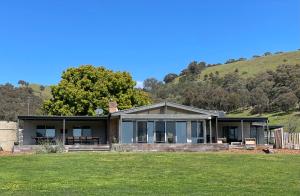 Headley Homestead - The Village Green