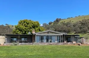 Headley Homestead - The Village Green - Strath Creek