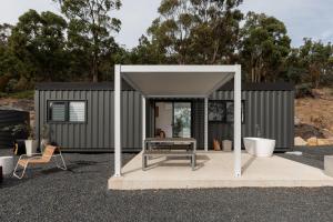 Bracken Retreat - Hobart