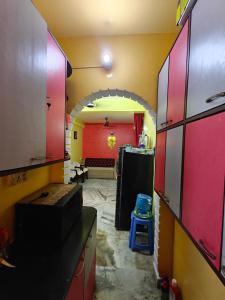 Fully furnished 2bhk apartment opposite Dakshineshwer Kali temple kolkata