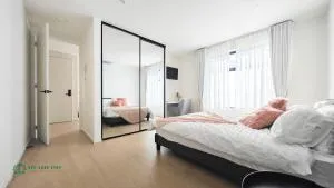 Smart Suite near Monash with Own Living Room 9 - Springvale