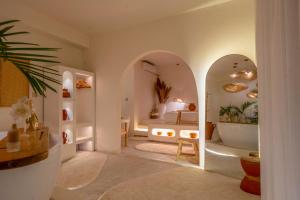 Luxury Suite with Hot Tub & Cozy Spot