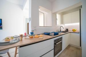 Villa Assunta With Pool Near The Sea - Happy Rentals