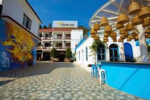 Hương Sen Hotel MC - by BAY LUXURY