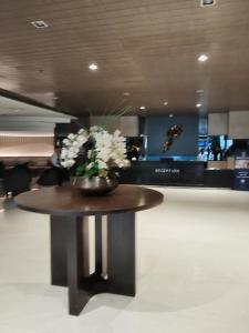 Shore Residences Family Suite near MOA 1 Bedroom with Balcony - 3beds good for 6 person