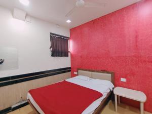 Malhar Guest House