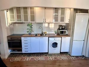 Reformado! a 5 minutos Metro L4 Besós Mar y a 10 minutos Diagonal Mar