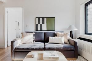 Blueground Clinton Hill gym AC nr park NYC-1674