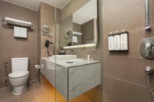 Hyatt Place Bangkok Sukhumvit 1