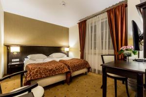 Standard Twin Room room in Hotel Krzyski