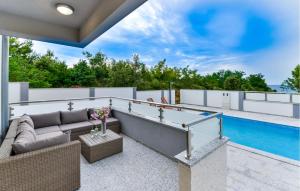 Lovely Home In Zaton With Wifi