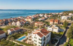 6 Bedroom Beautiful Home In Zadar 