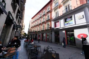 For You Rentals Elegante vivienda de 3 habitaciones en el centro de Madrid Temporal PSM92