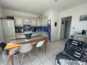 Appartement 2 pièces cabine 5 couchages SAINT CYPRIEN SC610-002