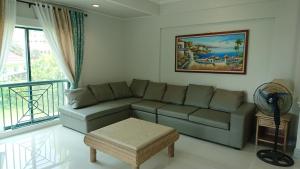 Nasugbu Resort, Beachfront Condo in Canyon Cove A1-101