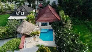 Ombe Villa - Labuhanhaji