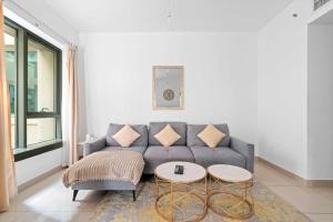 Vacay lettings 1 bed close to down town Fountain View